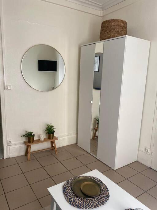 Appartamento Le Penseur Studio Orléans Esterno foto